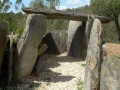 20101130234048-120px-dolmen-5.jpg